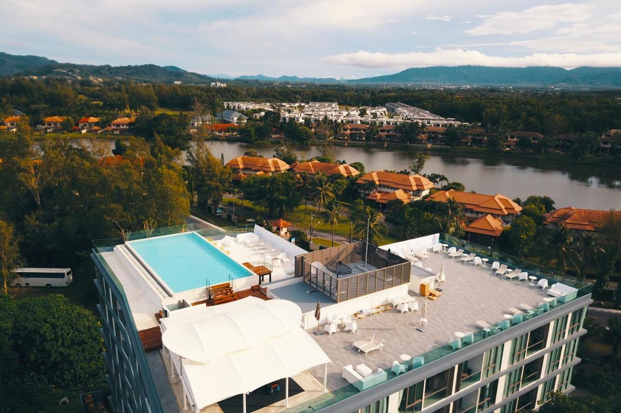 Oceanstone By Holy Cow, 2-Br, 60 M2, Tree View Aparthotel Pantai Bang Tao Bagian luar foto