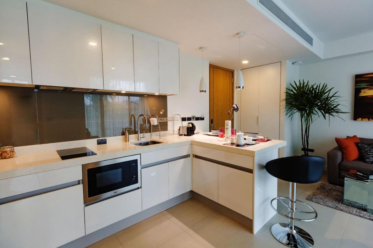 Oceanstone By Holy Cow, 2-Br, 60 M2, Tree View Aparthotel Pantai Bang Tao Bagian luar foto