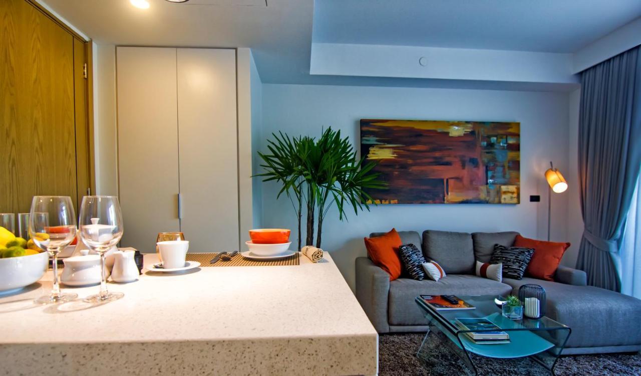 Oceanstone By Holy Cow, 2-Br, 60 M2, Tree View Aparthotel Pantai Bang Tao Bagian luar foto